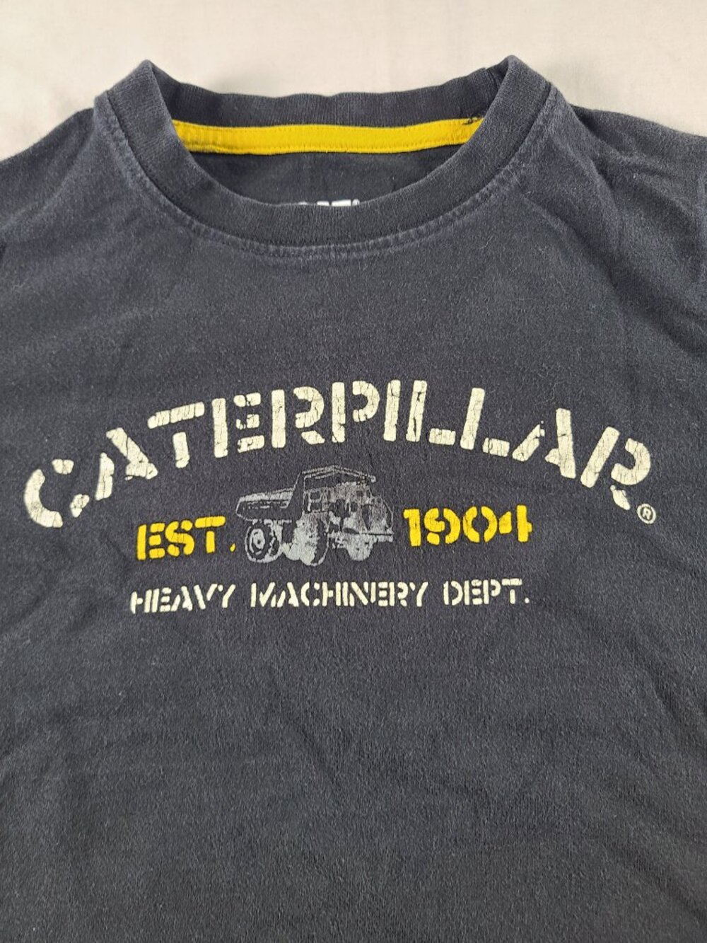 Caterpillar Long Sleeve Shirt Boys 8 Black & Yellow - Picture 4 of 11